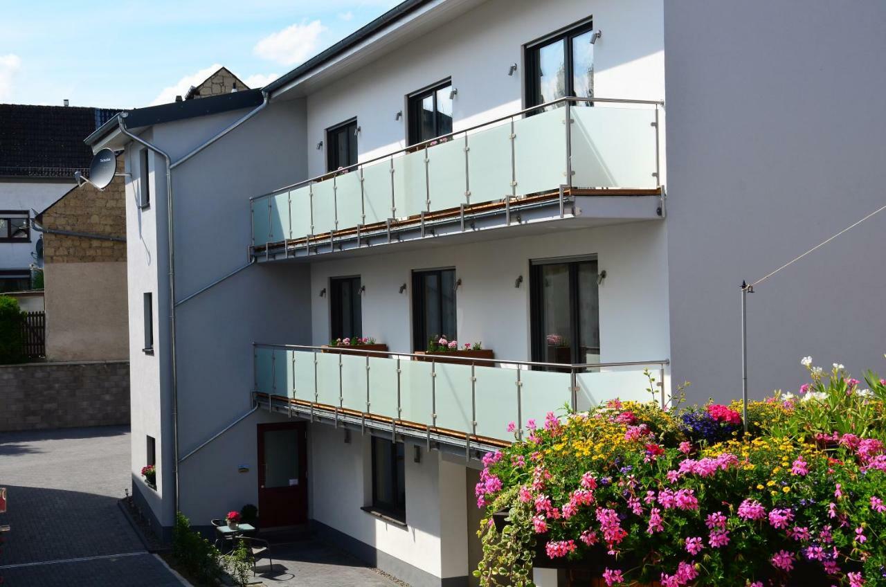 Gaestehaus Am Hochsimmer Ettringen  Zewnętrze zdjęcie
